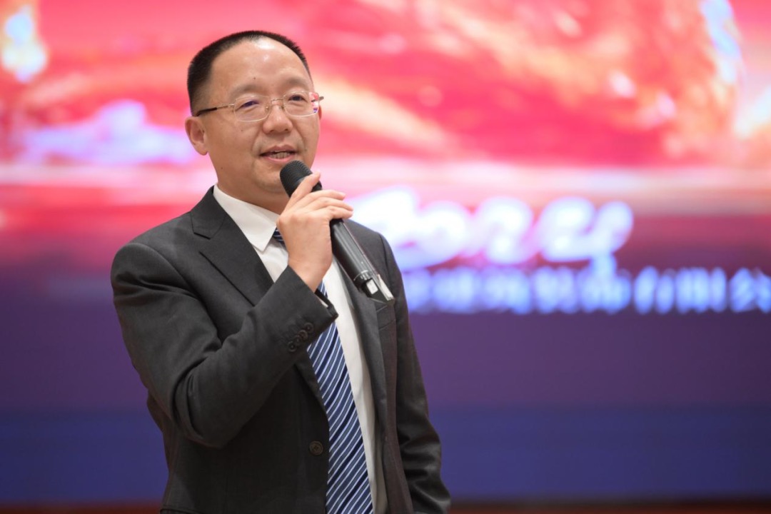 阳光丽景2023年度总结表彰暨2024年迎新年会举行